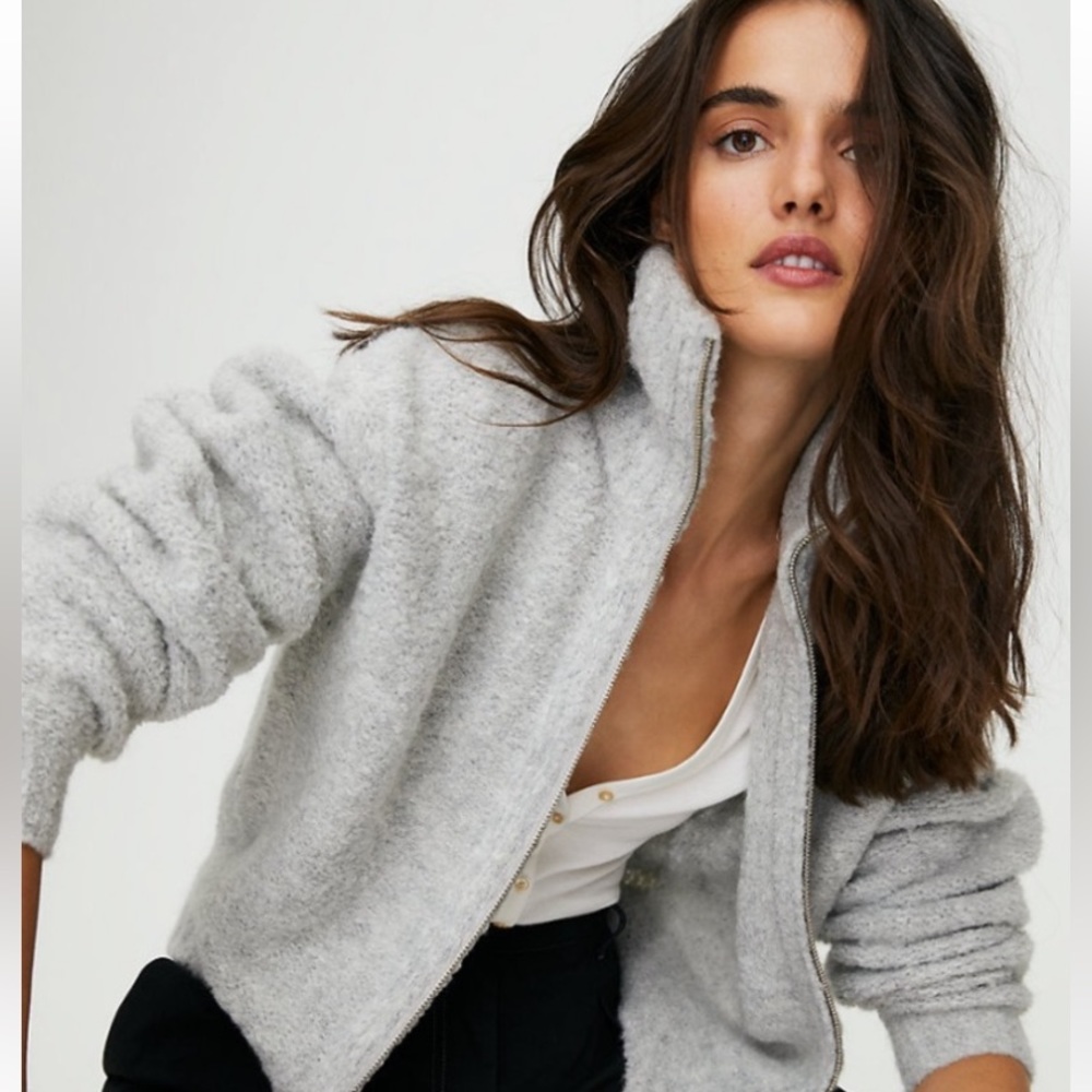 Aritzia Marilyn Cropped Jacket